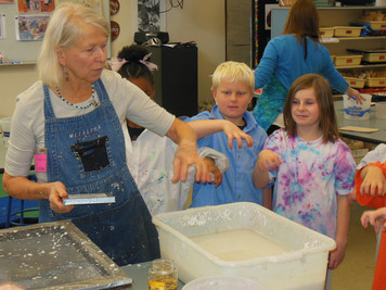 Making Paper - Photo Number 3