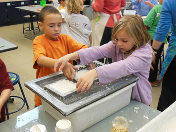 Making Paper - Photo Number 24