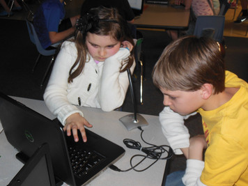Buddies teaching SMART Recorder - Photo Number 2