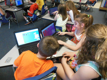 Buddies teaching SMART Recorder - Photo Number 8